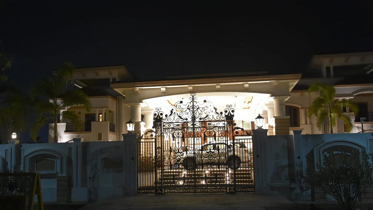 அதிகாரிகள் ஆய்வு