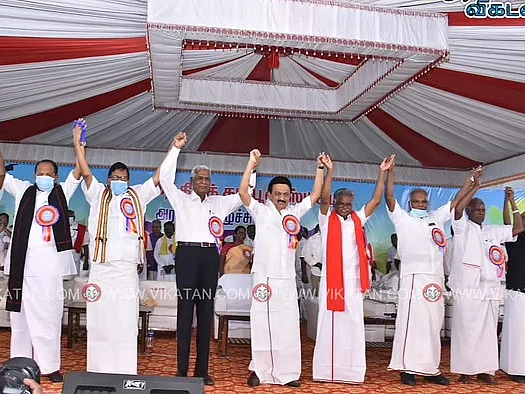 சீட்டுக்குக் கணக்கு... தொகுதிகளுக்கு வேட்டு! - கடைசி நேரத்தில் கரைசேரத் தவிக்கும் தி.மு.க அணி!