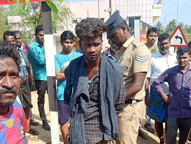 நாமக்கல்: நிதி நிறுவனம், மாட்டுத்தீவனக் கடைகளில் கைவரிசை! - பொதுமக்களிடம் சிக்கிய திருடன்