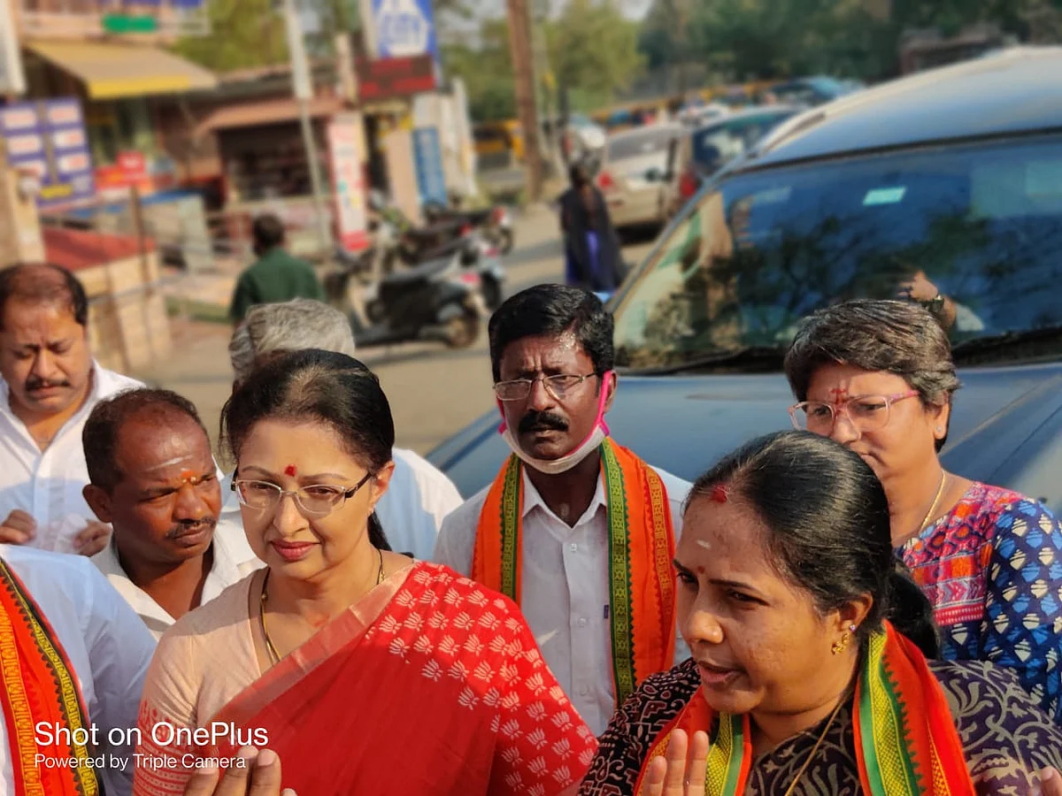 கௌதமி, வானதி சீனிவாசன்