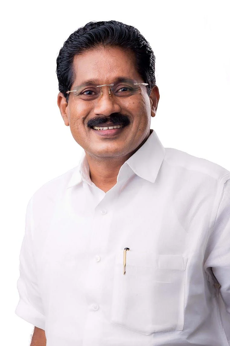 ஈரோடு தெற்கு மாவட்ட தி.மு.க துணைச் செயலாளர் செந்தில்குமார்