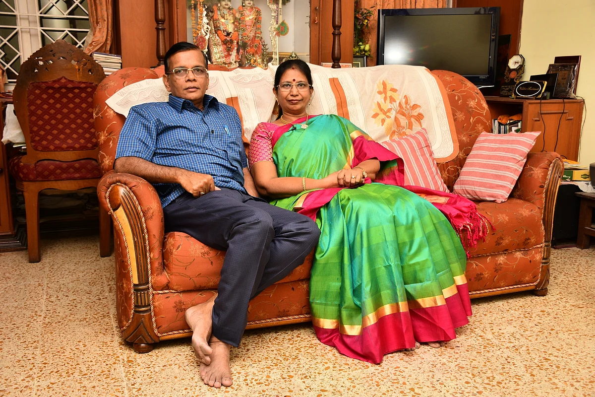 மனைவியுடன் பத்ரிநாத்