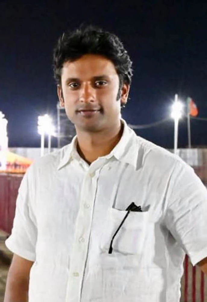 வினோஜ் பி.செல்வம்