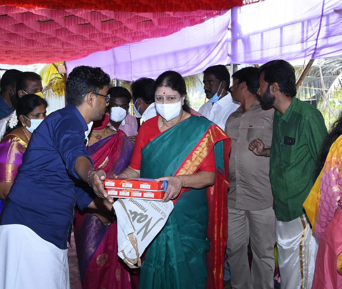 சசிகலா