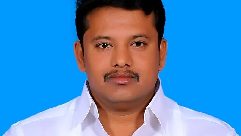 சம்பத்குமார்