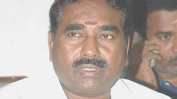 எம்.எல்.ஏ லோகநாதன்