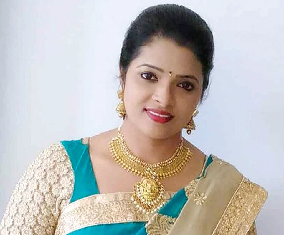 சேனல் சைட் டிஷ்