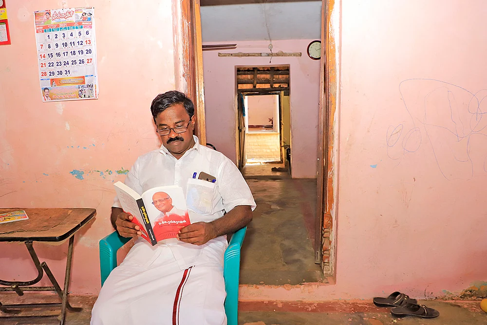 எல்லோரும் இந்நாட்டு வேட்பாளர்களே!