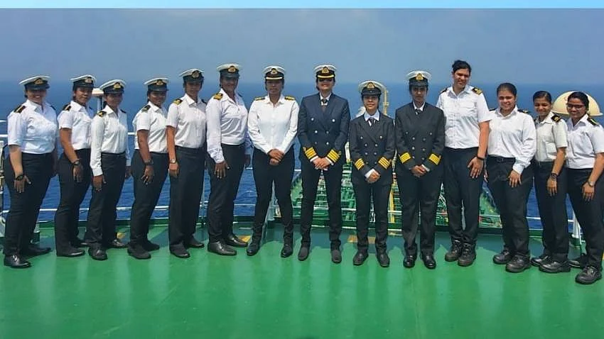 MTSwarnaKrishna Women crew