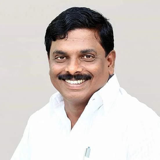 வேட்பாளர் கோபிநாதன்