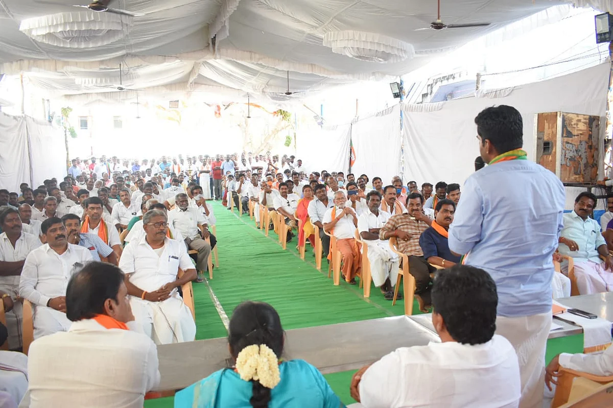 நிகழ்ச்சியில் பேசும் அண்ணாமலை
