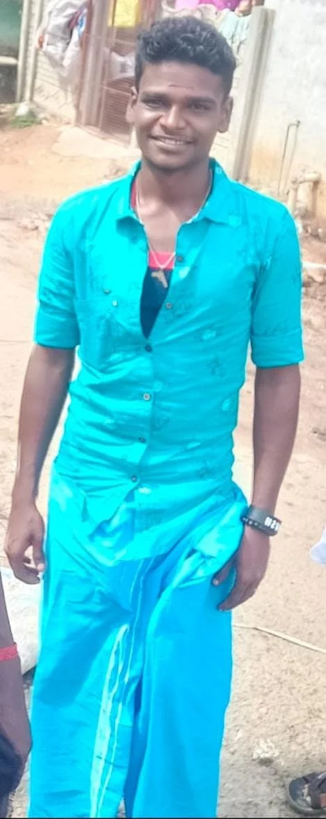 கொலை செய்யப்பட்ட மணிகண்டன்