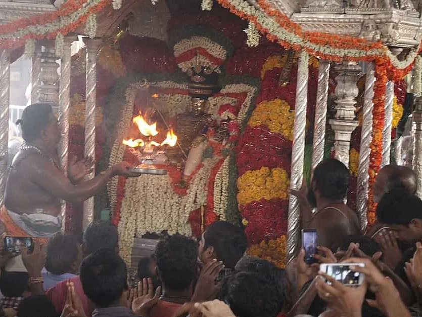 அறுபத்து மூவர் விழாவுக்குச் செல்கிறீர்களா... இந்தக் கோயில்களையும் அவசியம் தரிசித்து வாருங்கள்!