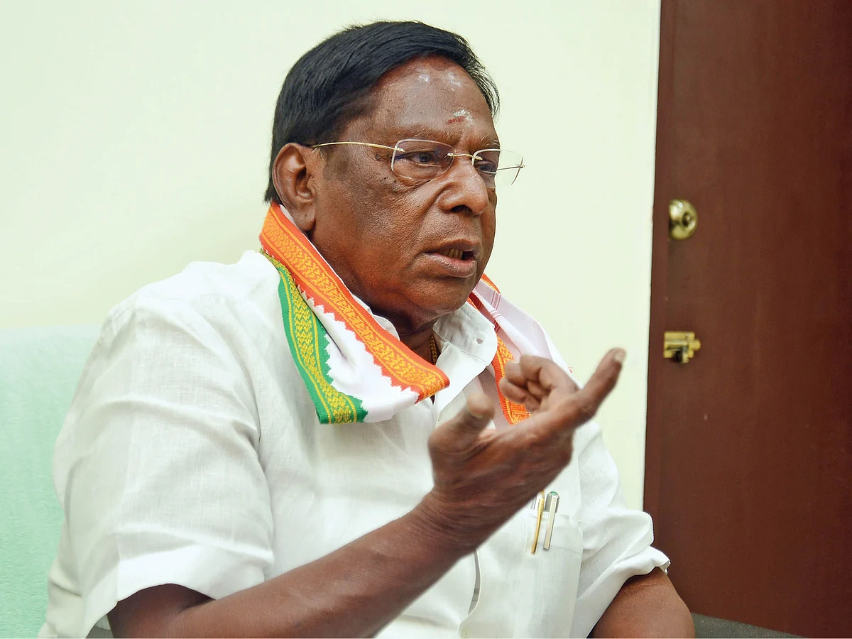 “மல்லாக்கப் படுத்துக்கொண்டு எச்சில் துப்பக் கூடாது!”
