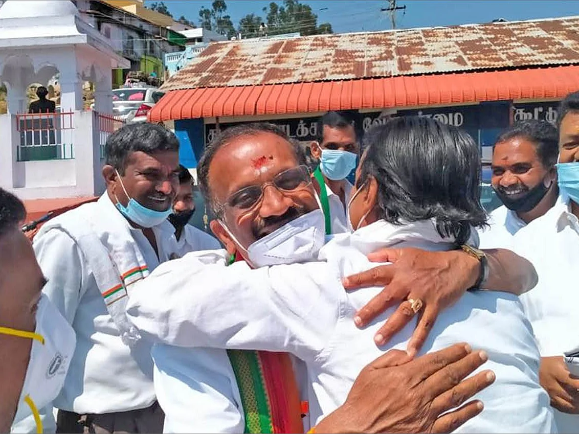 எலெக்ஷன் ஜங்ஷன்