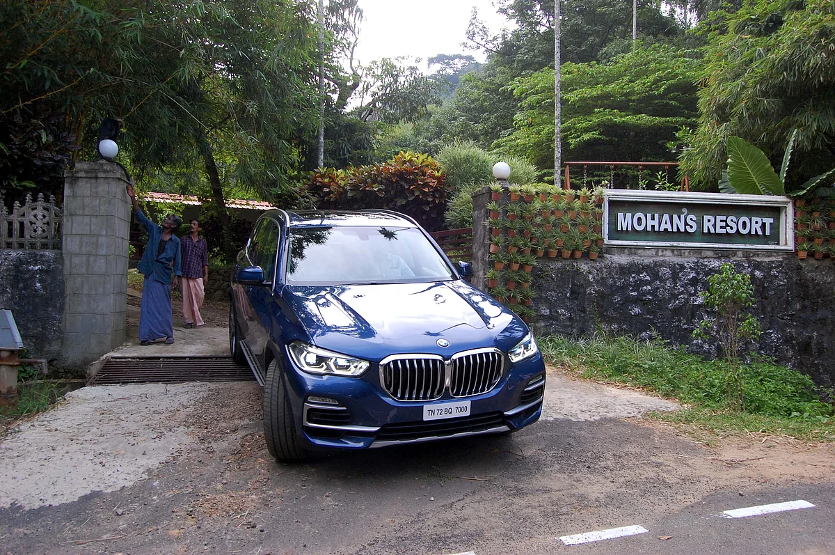 மோகன் ரெஸார்ட்