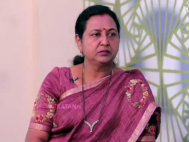 தேமுதிக - அதிமுக பிரிவு - இருவர் காரணமா? பதிலளிக்கும் பிரேமலதா
