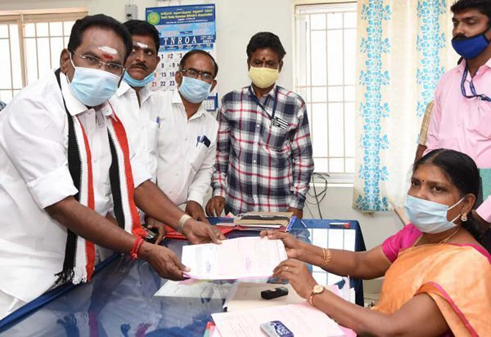ஐந்தாண்டுகள்... அமைச்சர்கள் சேர்த்தது எவ்வளவு?