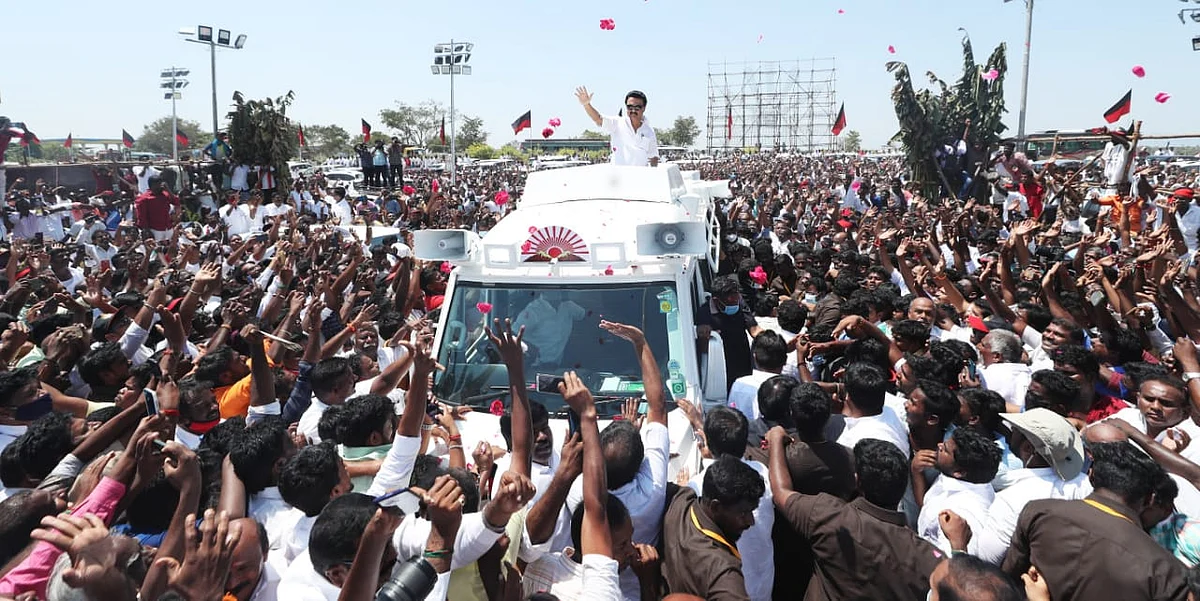 தி.மு.க தலைவர் ஸ்டாலினுக்கு வரவேற்பு அளிக்கப்பட்டது