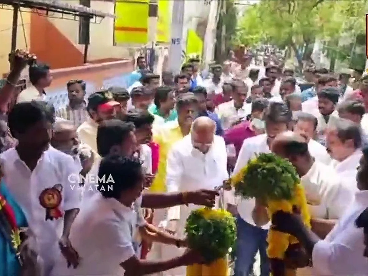 Udhayanidhi Stalin நேரில் சென்று அஞ்சலி | RIP Theepetti Ganesan