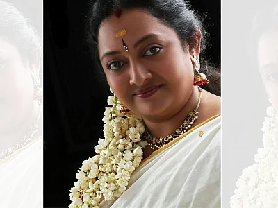 `` `கொடி பறக்குது' படத்துல நானும் ரஜினிக்கு ஜோடிதான்'' - `வளையல் சத்தம்' பாக்யஶ்ரீ