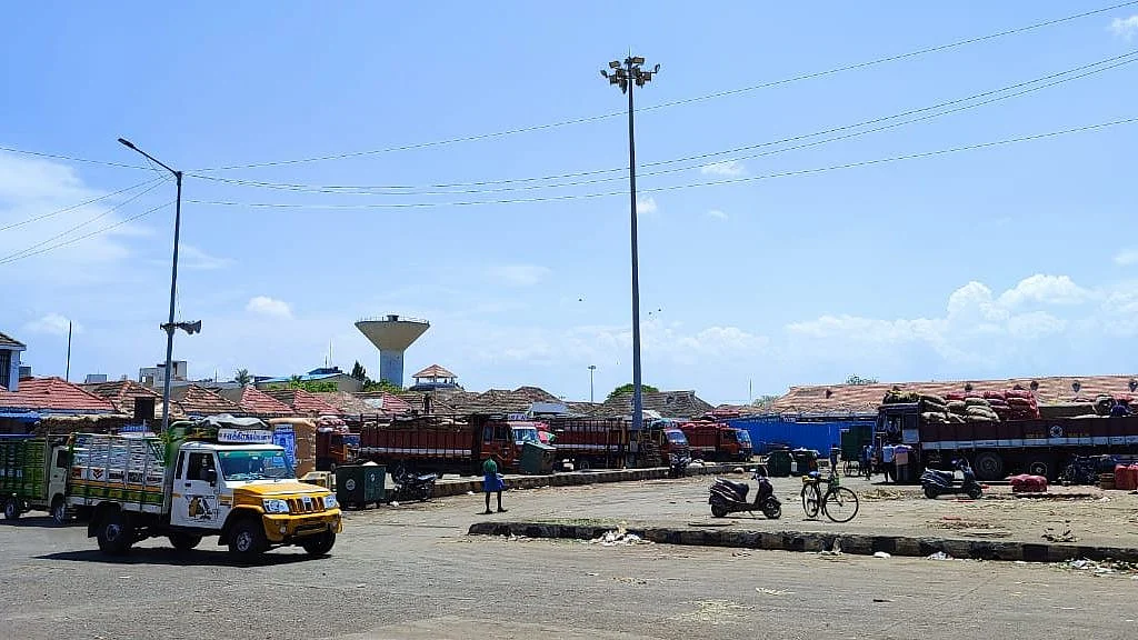 மொத்த வியாபார கடைகள் - கோயம்பேடு