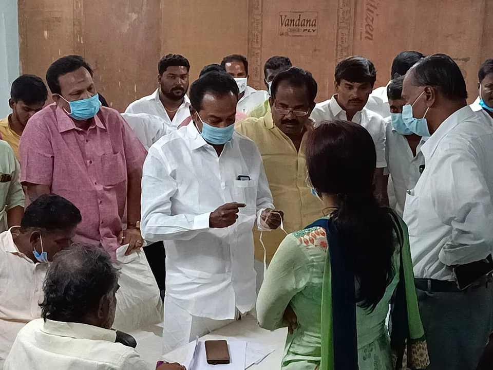 வாக்குப்பதிவு இயந்திரம் ஆய்வு