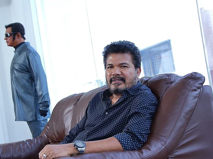மீண்டும் பாலிவுட்டில் ஷங்கர்... `அந்நியன்' ஆகப்போகும் ரன்வீர் சிங்!