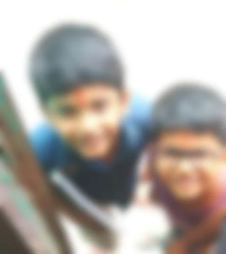 குழந்தைகள் தேஜஸ் - தனுஷ்