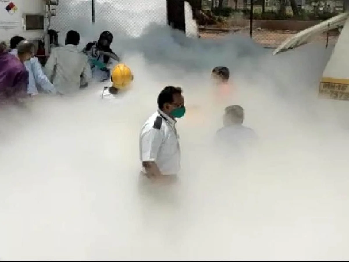 ஆக்ஸிஜன் கசிவு... மூச்சுத்திணறல்... துடிதுடித்து இறந்த 24 உயிர்கள்!