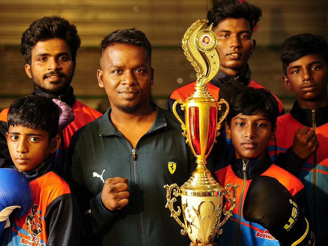 வடசென்னை அவலம்: தேசிய குத்துச்சண்டை வீரர் இப்போது மூட்டை தூக்கும் தொழிலாளி!