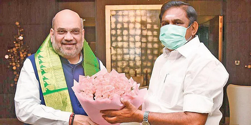 மிஸ்டர் கழுகு: அமித் ஷாவுடன் மிட்நைட் மீட்டிங்!
