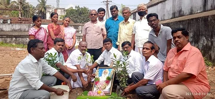 கிரீன் நீடா சுற்றுச்சூழல் அமைப்பினர்