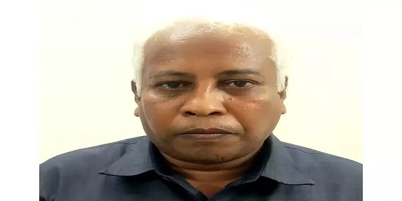 பாதிரியார் ஸ்காட் டேவிட்