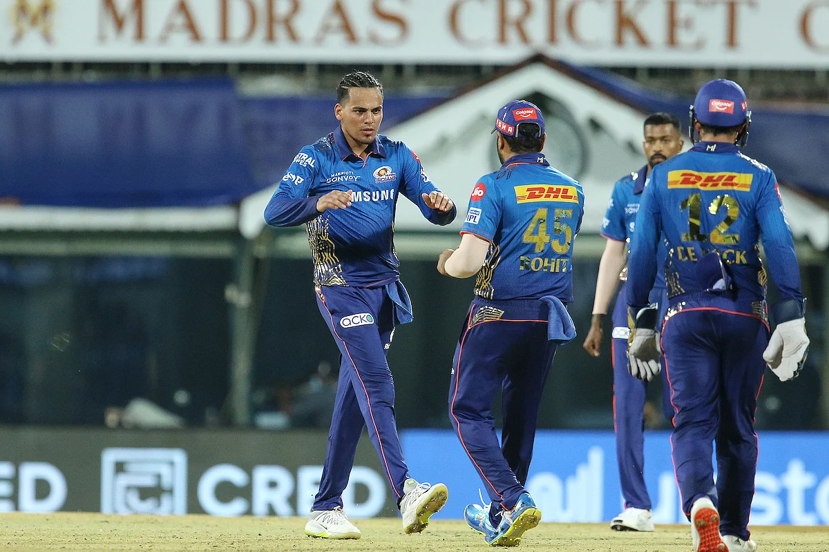 ராகுல் சஹார் | KKR v MI