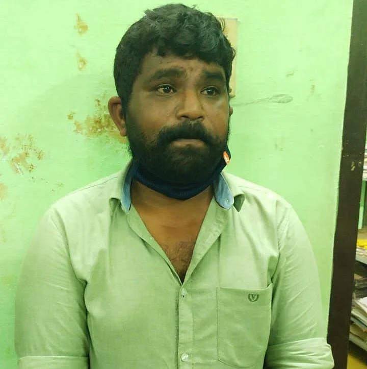 நகை பறிப்பு வழக்கில் கைது