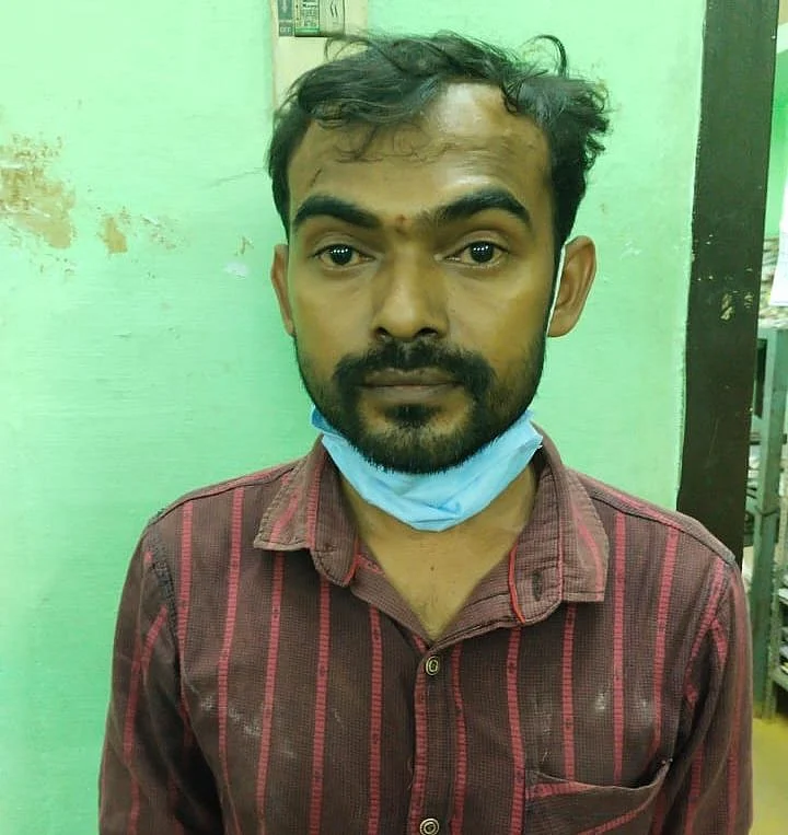நகை பறிப்பு வழக்கில் கைது