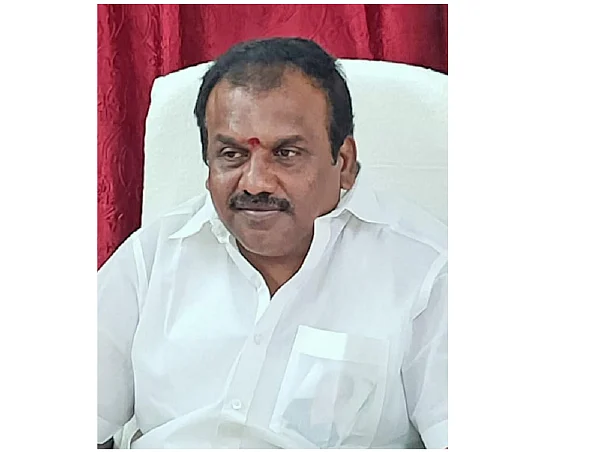 மிரட்டல்... கண்ணீர்... சாபம்... பீதியூட்டும் பிரசாரங்கள்!
