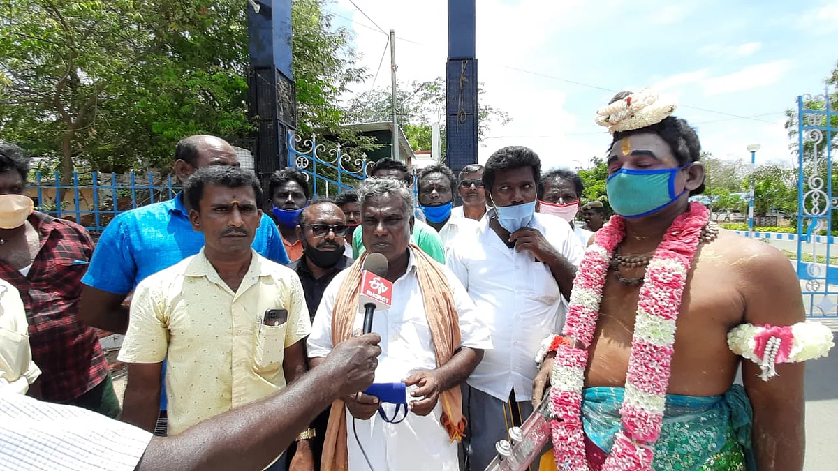 பேட்டியளிக்கும் செல்வராஜ்