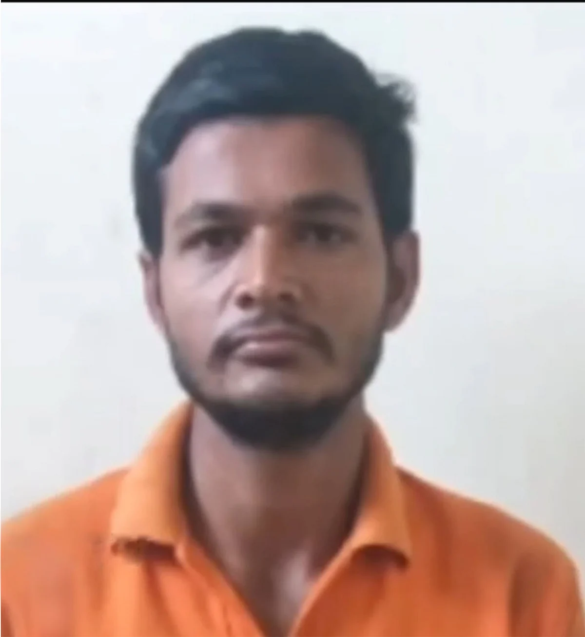 கைது செய்யப்பட்ட பிரதாப்