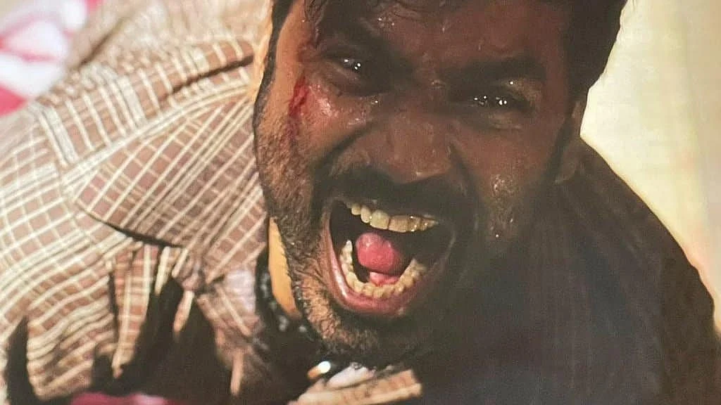 "எளிய மக்களின் யுத்தம் எப்படி வன்முறையாகும்?!" - `கர்ணன்' குறித்து இயக்குநர் மாரி செல்வராஜ்!