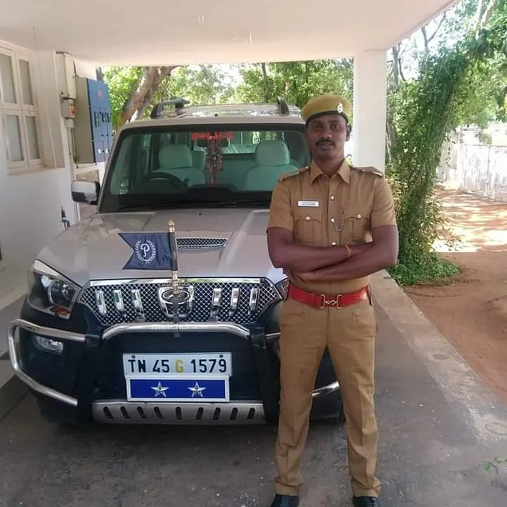 போலீஸ் முருகானந்தம்