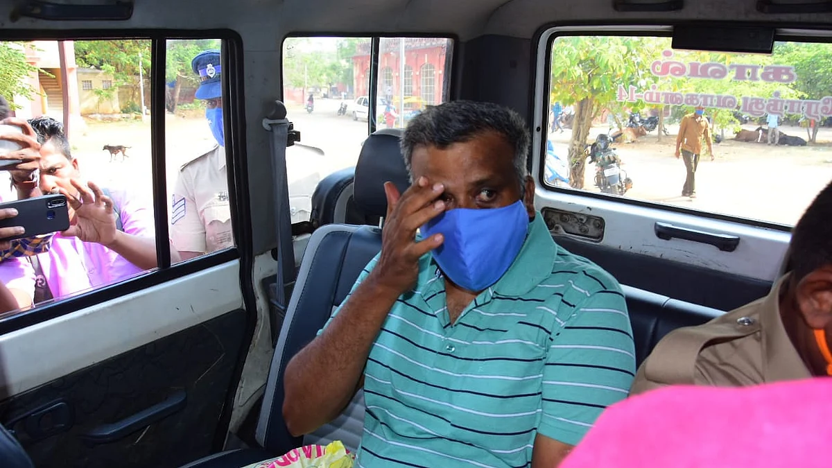 போலீஸாரிடம் கதறிய ராஜேஷ்