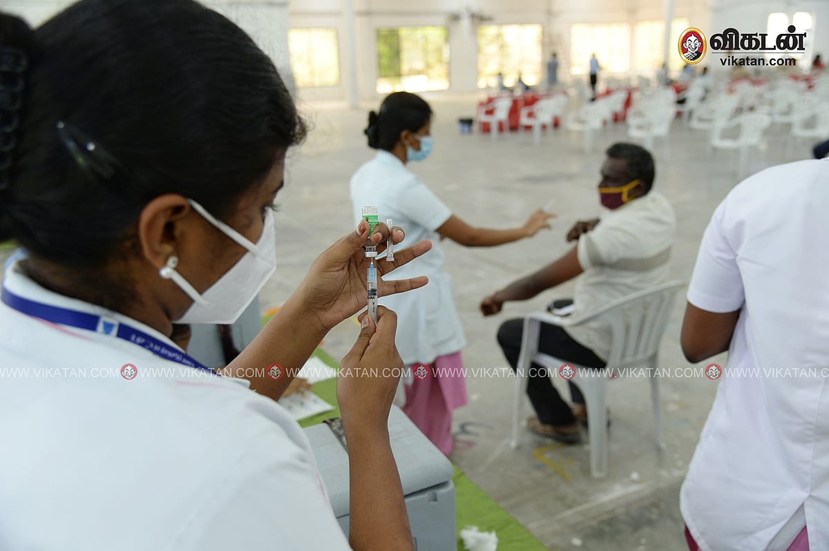 கொரோனா தடுப்பூசி முகாம்