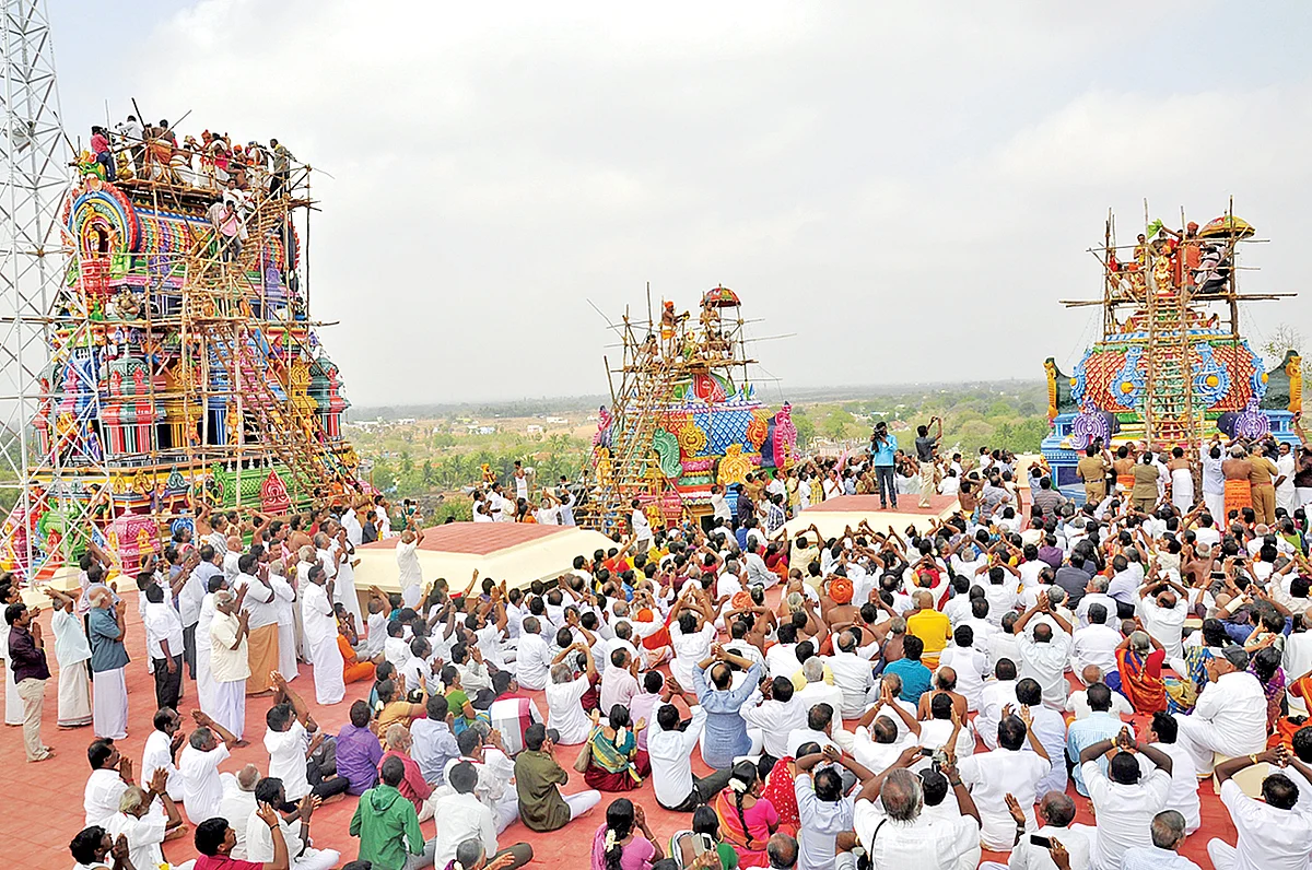 குங்கும அர்ச்சனைக்கு சொல்லவேண்டிய துதி என்ன?