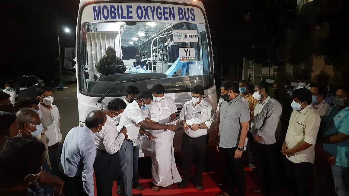 ஆக்ஸிஜன் பேருந்து