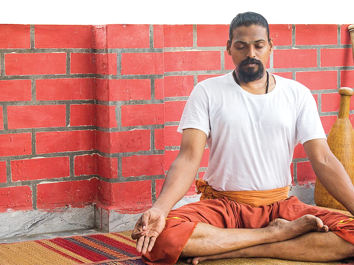 பிராண வாயுவை அதிகரிக்கும்
அற்புத யோக-வர்மப் பயிற்சிகள்!
