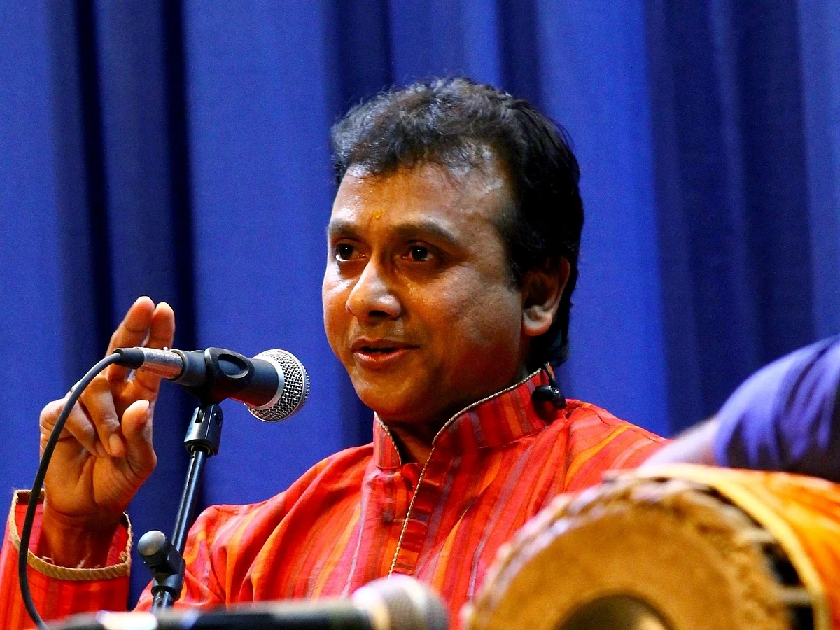 ``26 வருஷ திருமண வாழ்க்கை; நாலு தடவைதான் சண்டையே போட்டிருப்போம்!" - உன்னிகிருஷ்ணன்
