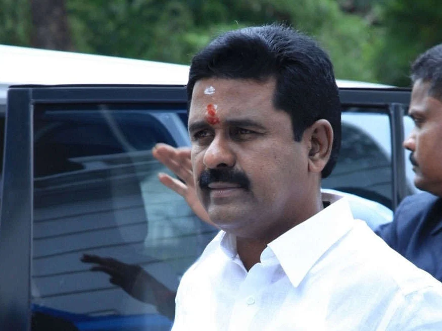 நன்னிலம்: அமைச்சர் காமராஜை ஜெயிக்க வைத்த க்ளைமேக்ஸ் ஆபரேஷன்?!