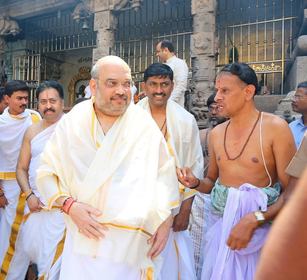 அமித் ஷாவுடன் ஜுடிசியல் கிருஷ்ணமூர்த்தி